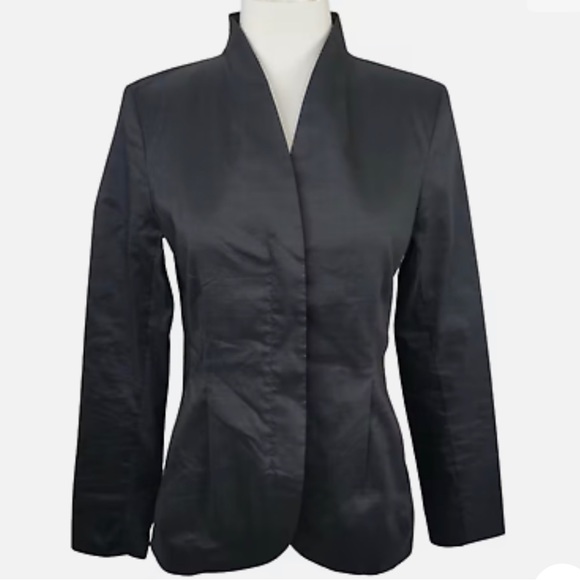 Eileen Fisher women black zip up Ramie Blazer with peplum - Picture 11 of 11